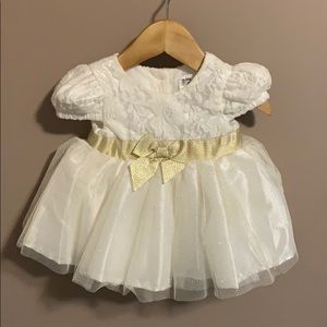 Sparkly Gold & White dress 0-3 months